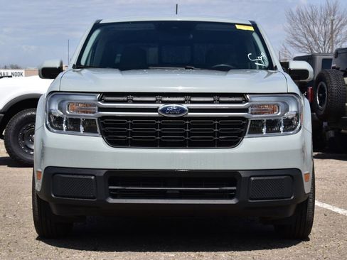 Used 2023 Ford Maverick Lariat w/ Lariat Luxury Package image 2