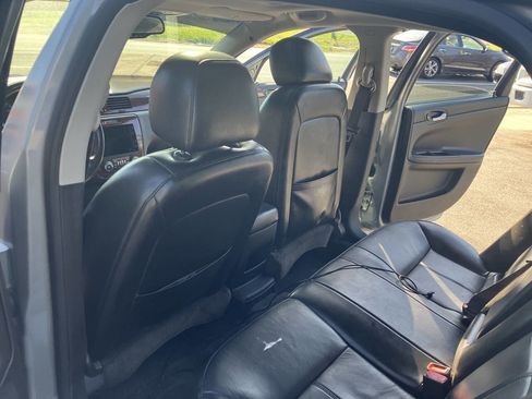 Used 2007 Chevrolet Impala LTZ FWD image 29