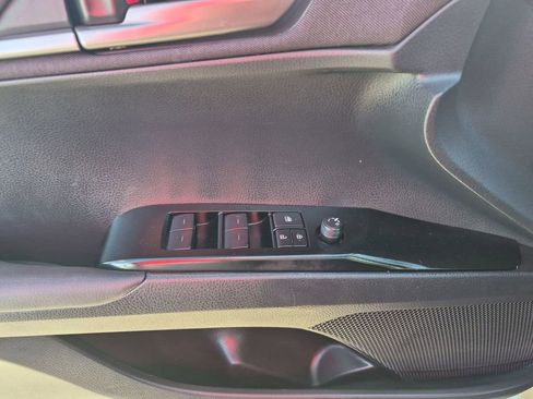 Used 2025 Toyota Camry LE FWD image 13