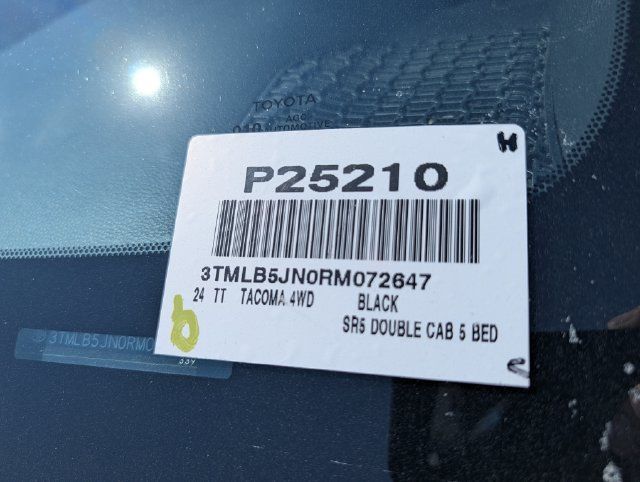 Used 2024 Toyota Tacoma SR5 AWD/4WD image 35