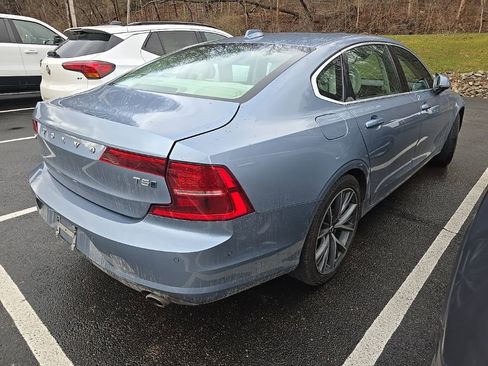 Used 2018 Volvo S90 T5 Momentum w/ Convenience Package image 4