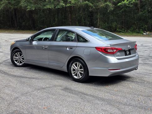 Used 2016 Hyundai Sonata SE FWD image 4