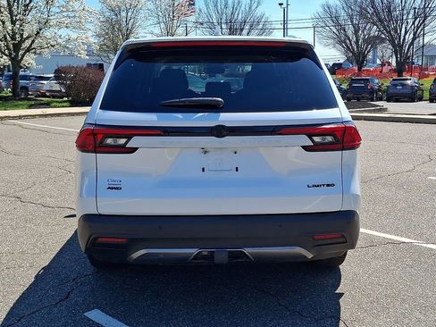 Used 2024 Toyota Grand Highlander AWD image 8