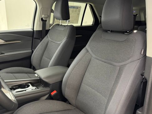 New 2026 Ford Explorer Active image 36