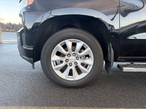 Used 2021 Chevrolet Silverado 1500 Custom image 11