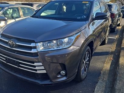 Used 2019 Toyota Highlander XLE