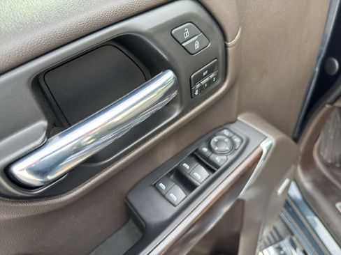 Used 2020 GMC Sierra 1500 SLT w/ SLT Premium Plus Package image 12