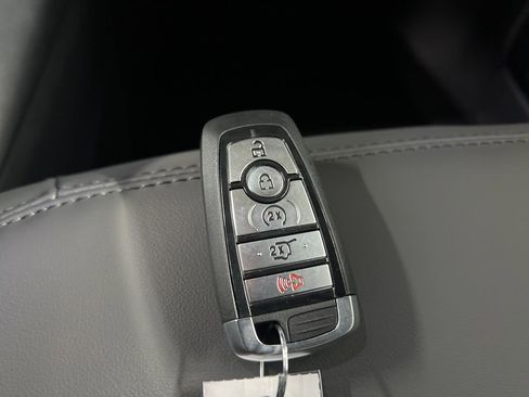 New 2026 Ford Expedition Active image 38