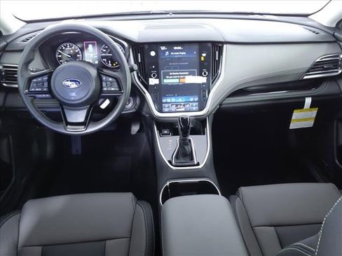 Used 2025 Subaru Outback Onyx Edition image 5