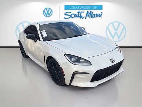 Used 2023 Toyota GR86 Premium image 1