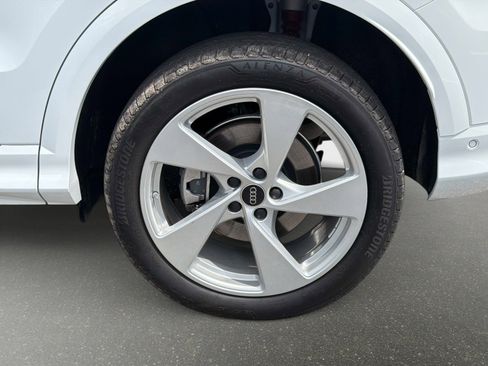 Used 2025 Audi Q5 Premium Plus image 13