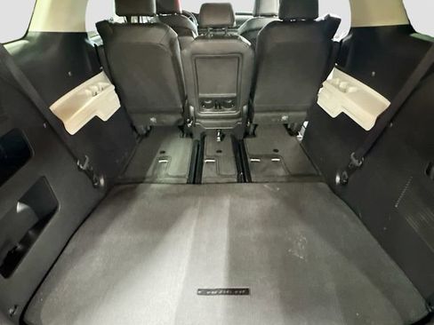 Used 2024 Kia Carnival LX image 26