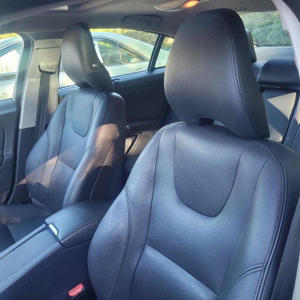 Used 2018 Volvo S60 T5 Inscription AWD/4WD image 12