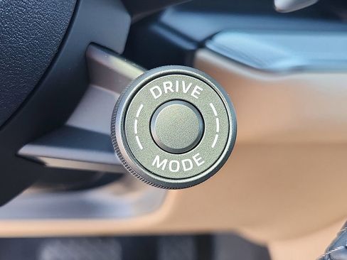 New 2026 Porsche Cayenne E-Hybrid Coupe image 21