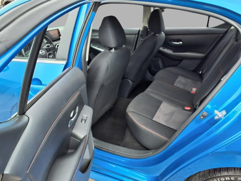 Used 2025 Nissan Sentra SR FWD image 24