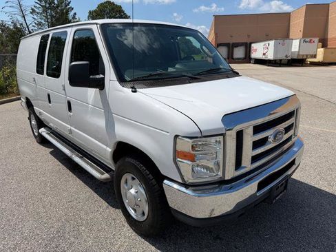 Used 2013 Ford E-250 and Econoline 250 w/ PWR Group RWD image 3