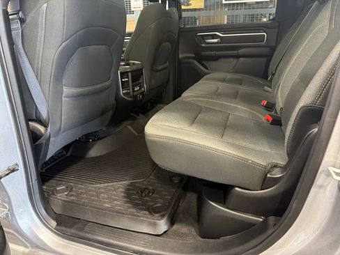 Used 2021 RAM 1500 Big Horn AWD/4WD image 18