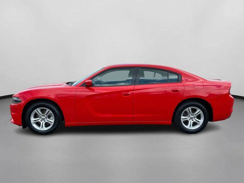 Used 2022 Dodge Charger SXT RWD image 8