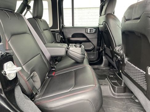 Used 2024 Jeep Wrangler Unlimited Rubicon image 14