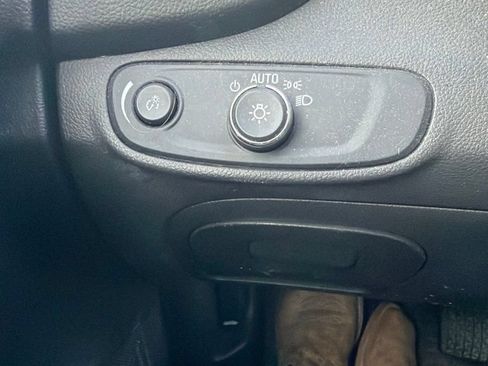 Used 2017 Chevrolet Trax LS AWD/4WD image 14