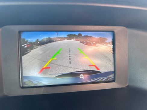 Used 2018 Ford Focus SE FWD image 15