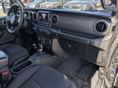 Used 2023 Jeep Wrangler Unlimited Sport AWD/4WD image 34