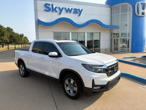 Used 2025 Honda Ridgeline RTL image 1