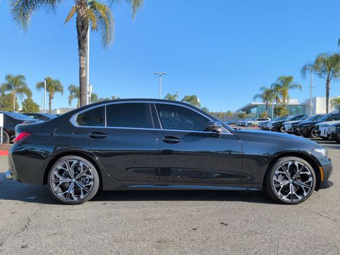 Used 2025 BMW 330i Sedan w/ Convenience Package image 11