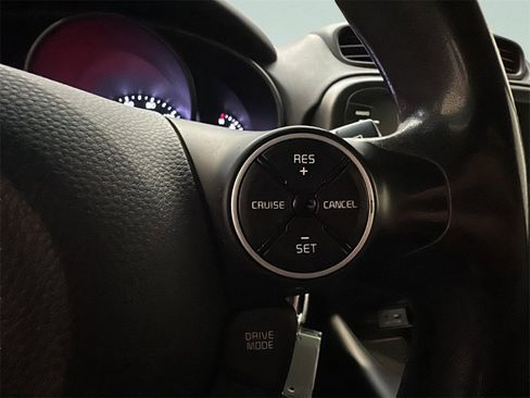 Used 2018 Kia Soul + image 15
