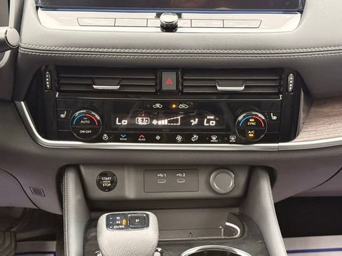 New 2026 Nissan Rogue Platinum w/ Tech Package image 28