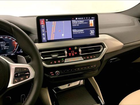Certified 2023 BMW X4 M40i w/ Premium Package image 5