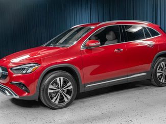 Used 2025 Mercedes-Benz GLA 250 image 1