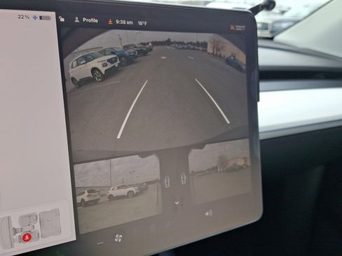 Used 2022 Tesla Model Y Long Range image 19