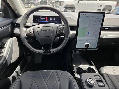 Used 2024 Ford Mustang Mach-E Select image 7