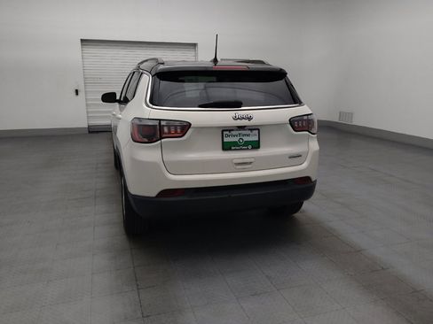 Used 2019 Jeep Compass Latitude FWD image 6