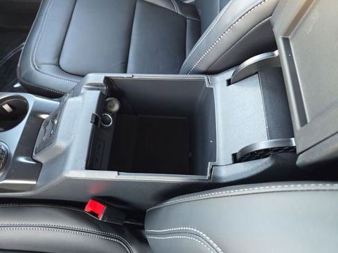 New 2025 Ford Bronco Outer Banks w/ Sasquatch Package image 31