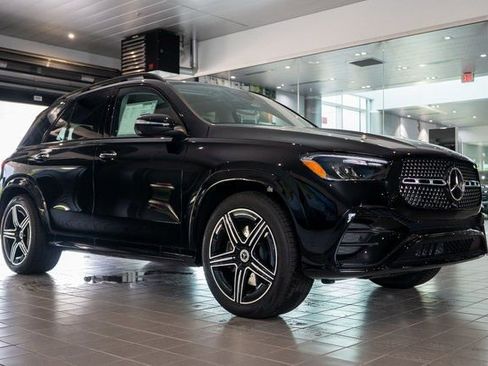 Used 2026 Mercedes-Benz GLE 450 4MATIC image 1