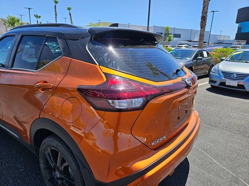 Used 2023 Nissan Kicks SR FWD image 7