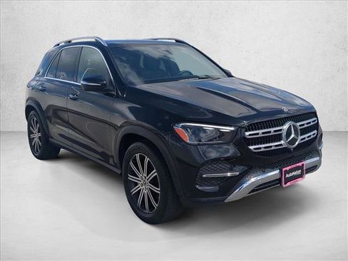 Used 2025 Mercedes-Benz GLE 350 4MATIC image 3