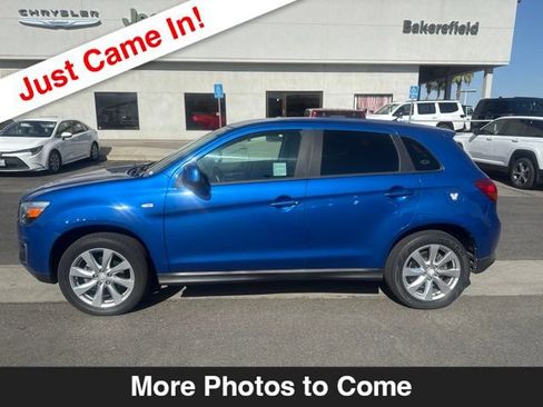 Used 2015 Mitsubishi Outlander Sport ES FWD image 2