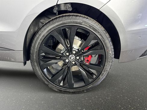 New 2026 Jaguar F-PACE R-Dynamic S AWD/4WD image 33