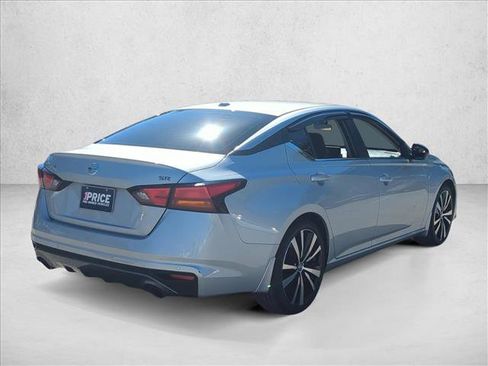 Used 2022 Nissan Altima 2.5 SR image 5