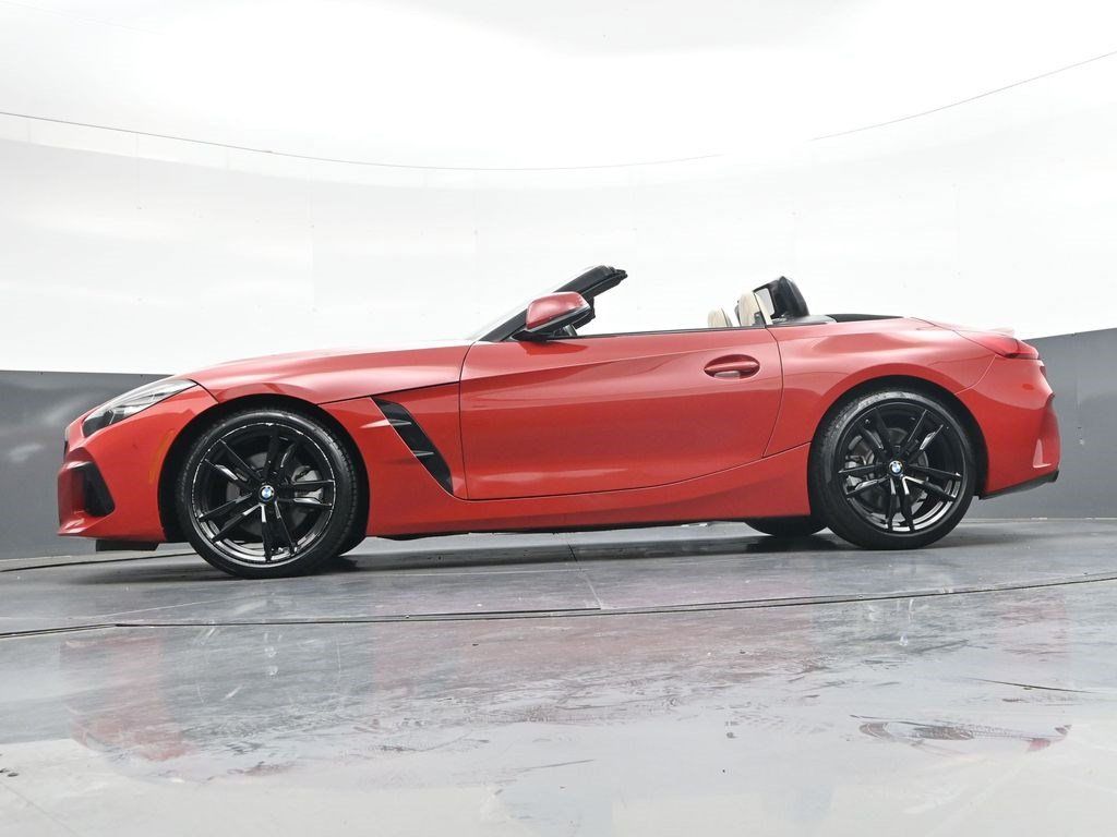Used 2019 BMW Z4 sDrive30i w/ M Sport Package RWD image 32
