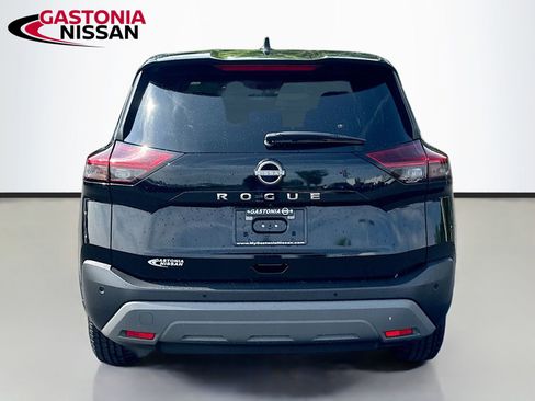 Used 2023 Nissan Rogue S FWD image 7