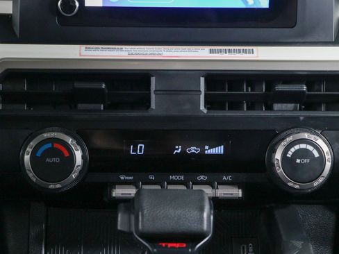 Used 2024 Toyota Tacoma TRD Sport AWD/4WD image 21
