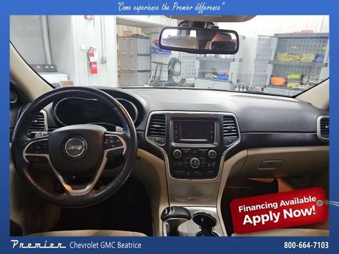 Used 2014 Jeep Grand Cherokee Laredo w/ Security & Convenience Group image 25