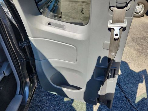 Used 2013 Toyota Tacoma 4x4 Access Cab w/ Convenience Pkg image 16