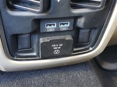 Used 2020 Jeep Grand Cherokee Limited image 12