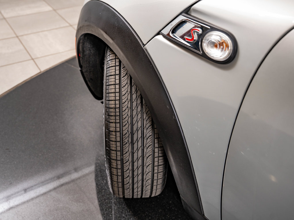 Used 2014 MINI Cooper S FWD image 45