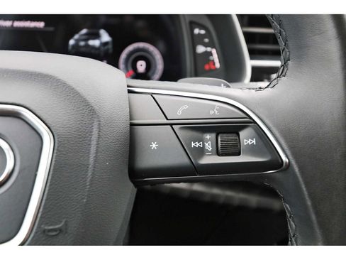 Used 2022 Audi Q8 Prestige w/ Prestige Package AWD/4WD image 16